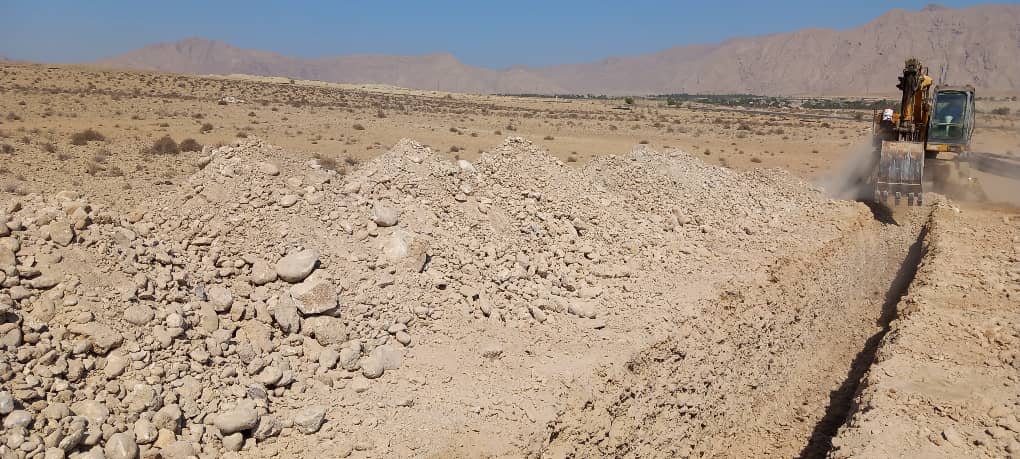 آغاز عملیات احداث مخزن و خط انتقال آب روستای تقی آباد حاجی‌ آباد