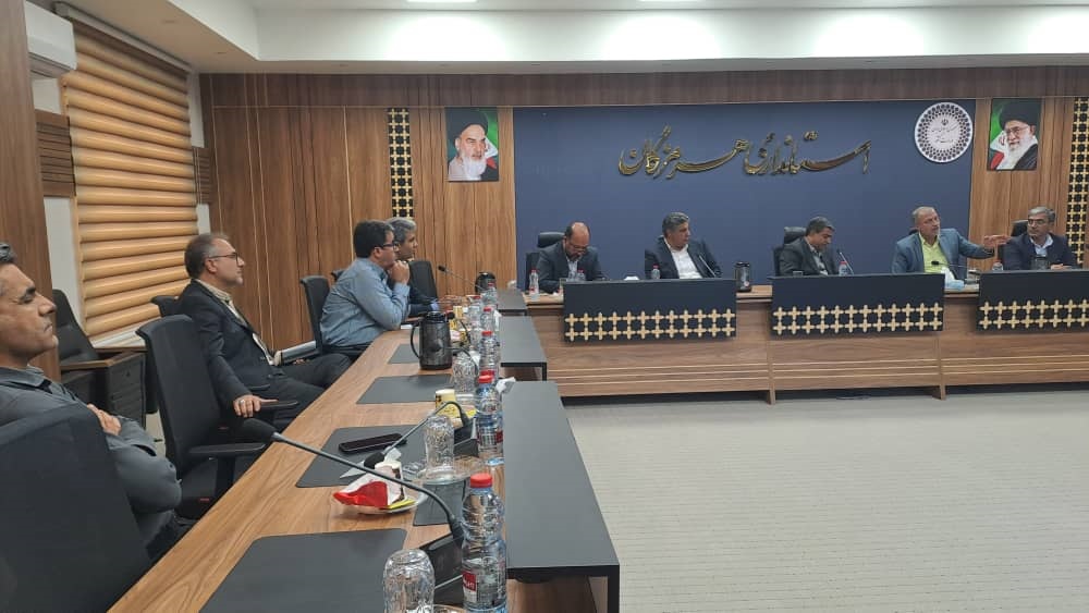 مدیریت هماهنگ و برنامهمحور، راه عبور از چالشهای ترافیكی بندرعباس است مدیریت هماهنگ و برنامهمحور، راه عبور از چالشهای ترافیکی بندرعباس است