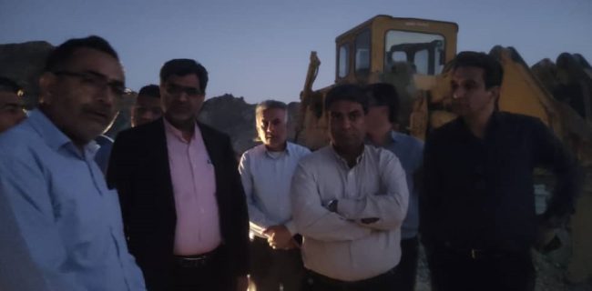 بازدید معاون عمرانی استاندار هرمزگان از بزرگراه رودان-كهنوج بازدید معاون عمرانی استاندار هرمزگان از بزرگراه رودان-کهنوج