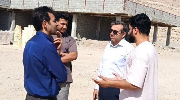 بازدید میدانی مدیرکل امور اقتصادی و دارایی هرمزگان از طرح‌های در حال بررسی
