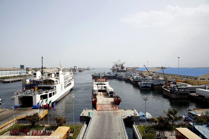 افزایش ۴۶ درصدی جابه‌جایی کالا در بنادر شرق هرمزگان طی سال جاری