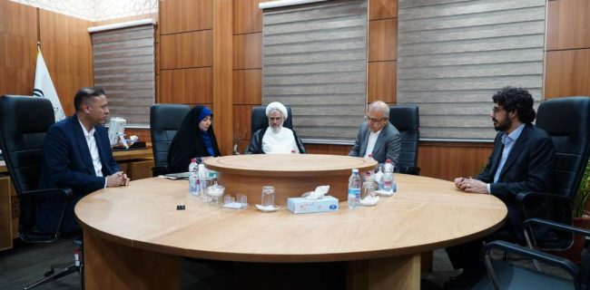 تفاهم نامه توسعه هنر صنعت بازی های رایانهای در هرمزگان امضاء شد تفاهم نامه توسعه هنر صنعت بازی های رایانهای در هرمزگان امضاء شد