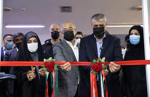 افتتاح کلینیک پلاسمای سرد، دستاورد جان‌فشانی شهدای هسته‌ای است/کمبود پرستار و کادر درمان، چالش اصلی درمان در استان است