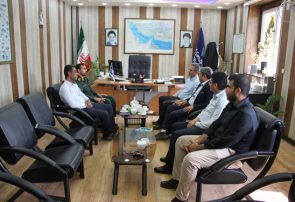 نشست مدیر کل دامپزشکی استان هرمزگان با رئیس بسیج جامع کشاورزی سپاه امام سجاد (ع) به مناسبت هفته بسیج