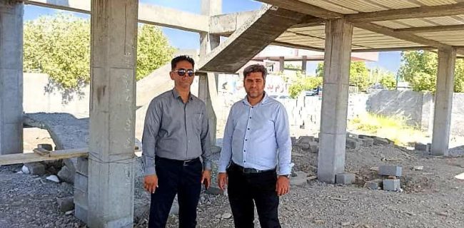 بازدید میدانی معاون توسعه و برنامه ریزی اداره کل منابع طبیعی و آبخیزداری هرمزگان از روند اجرای ساختمان اداری منابع طبیعی رودان بازدید میدانی معاون توسعه و برنامه ریزی اداره کل منابع طبیعی و آبخیزداری هرمزگان از روند اجرای ساختمان اداری منابع طبیعی رودان