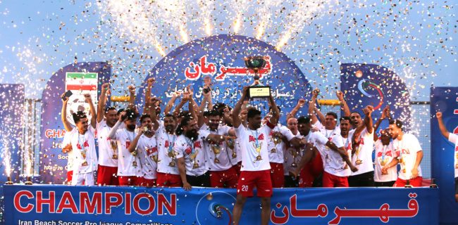 ایستگاه پایانی لیگ برتر فوتبال ساحلی کشور؛ فولاد هرمزگان جام قهرمانی بالای سر برد