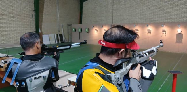 ۷۸ ورزشکار به رقابت پرداختند/ رقابت هیجانانگیز تفنگ و تپانچه در هرمزگان ۷۸ ورزشکار به رقابت پرداختند/ رقابت هیجانانگیز تفنگ و تپانچه در هرمزگان