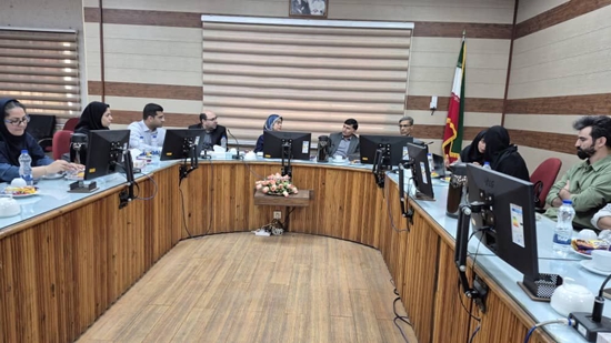 بررسی طرح‌های سلامت دهان و دندان در سفر مدیرکل دفتر سلامت دهان و دندان وزارت بهداشت به هرمزگان