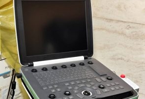 اهدای دستگاه پیشرفته اکو سونوگرافی پرتابل به NICU بیمارستان کودکان بندرعباس