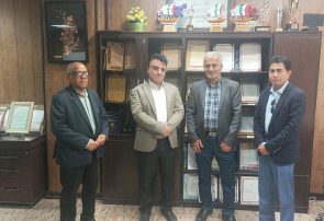 نشست مدیر درمان تأمین اجتماعی هرمزگان با رؤسای کانونهای بازنشستگی مرکز و غرب استان