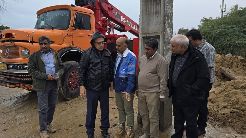 بازسازی شبکه فاضلاب آسیب دیده با حمایت ویژه استاندار هرمزگان با سرعت در حال انجام است