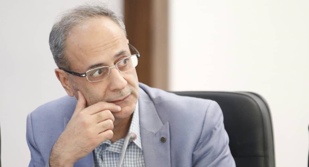 سخنی از سر دلسوزی به همکار جوانم سخنی از سر دلسوزی به همکار جوانم