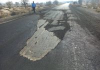 اجرای عملیات لکه‌گیری در محور پارسیان – بندرلنگه