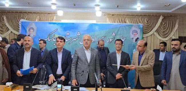 امضای تفاهم‌نامه تجهیز و تعمیر دو مدرسه شبانه‌روزی گابریگ با حضور استاندار هرمزگان و مشارکت خیرین محلی