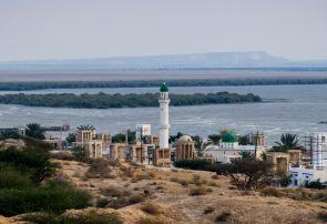 محمد آتشینماه: دریا، معمار شهرهای تاریخی جنوب است