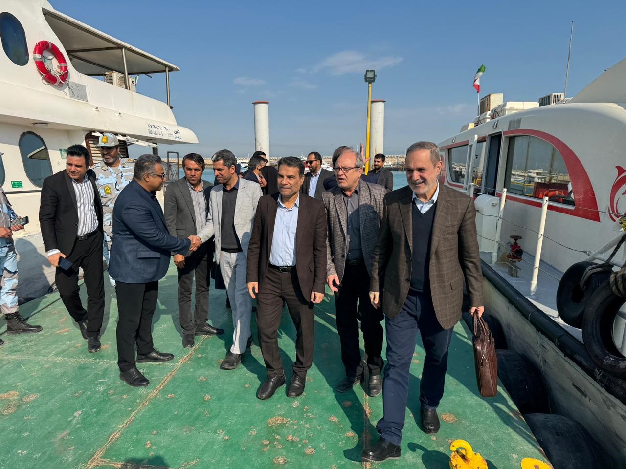 بازدید رئیس سازمان امور اجتماعی کشور از جزیره هرمز