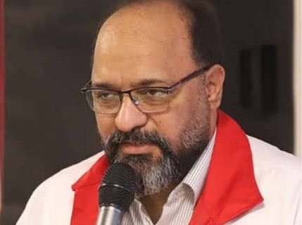 تقدیر از مدیرعامل جمعیت هلال احمر هرمزگان بهعنوان پرچمدار طرح ملی یاس تقدیر از مدیرعامل جمعیت هلال احمر هرمزگان بهعنوان پرچمدار طرح ملی یاس