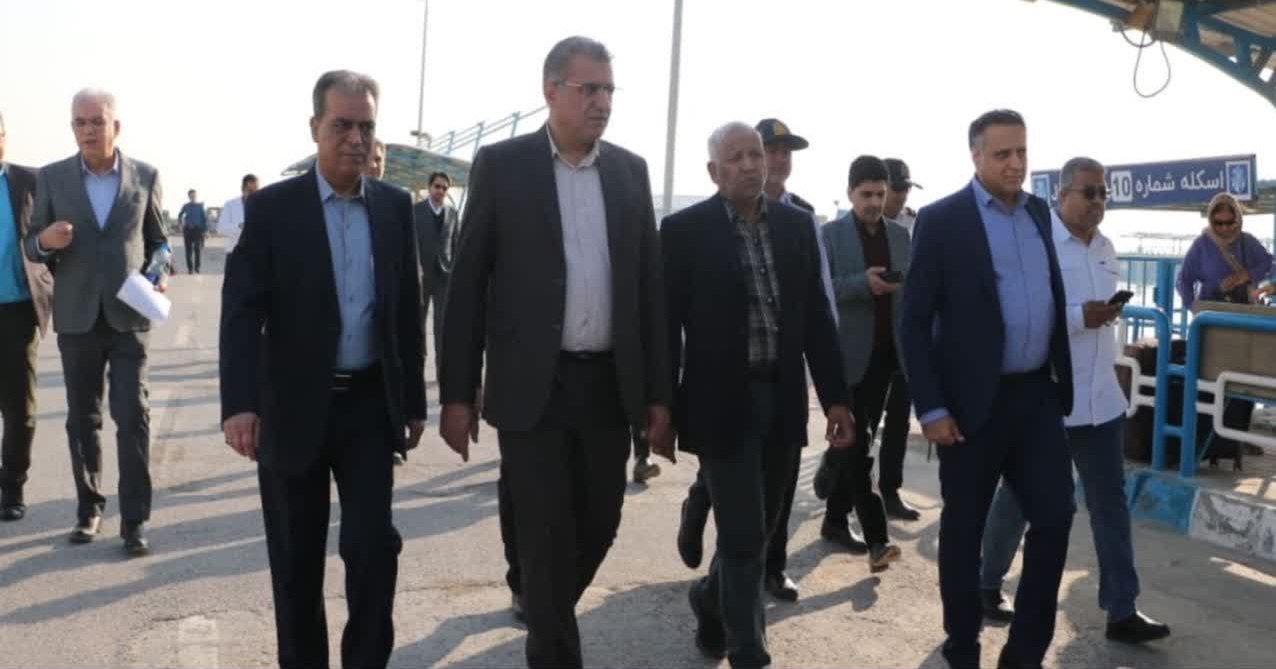 بیش از ۹۰ درصد فعالیتهای صیادی و گردشگری هرمزگان در قالب تعاونیها انجام میشود بیش از ۹۰ درصد فعالیتهای صیادی و گردشگری هرمزگان در قالب تعاونیها انجام میشود