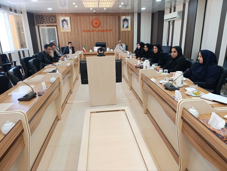 حضور مدیران بهزیستی هرمزگان در جلسه تبیین طرح سلامت اجتماعی محله محور «سلام»