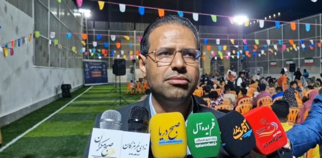 زمین ورزشی محله آیت‌الله غفاری با اعتبار ۲ میلیارد تومان نوسازی شد+فیلم